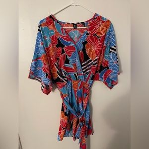 Tropical print romper with belt